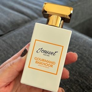 NWOB Jousset Gourmand Bakhoor perfume. Was a gift, not my type of scent.